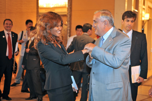 La Secrétaire Générale Jacqueline NIZET et  Jean Pierre Raffarin