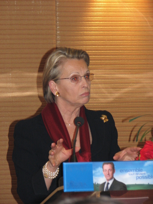 Michèle Allot-Marie devant 300 personnes