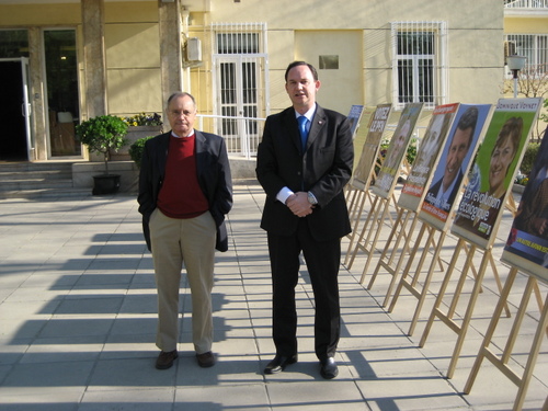 L'assesseur et le délégué du candidat Sarkozy pour le premier tour