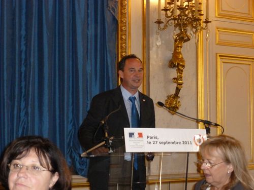 Avant le discours de Juppé.