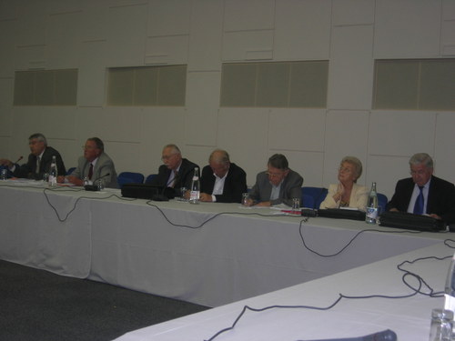 En commission des Affaires Culturelles et de l'Enseignement